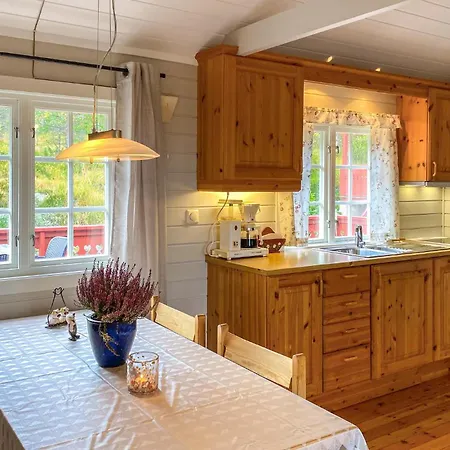 Beautiful In Tustna With Wifi