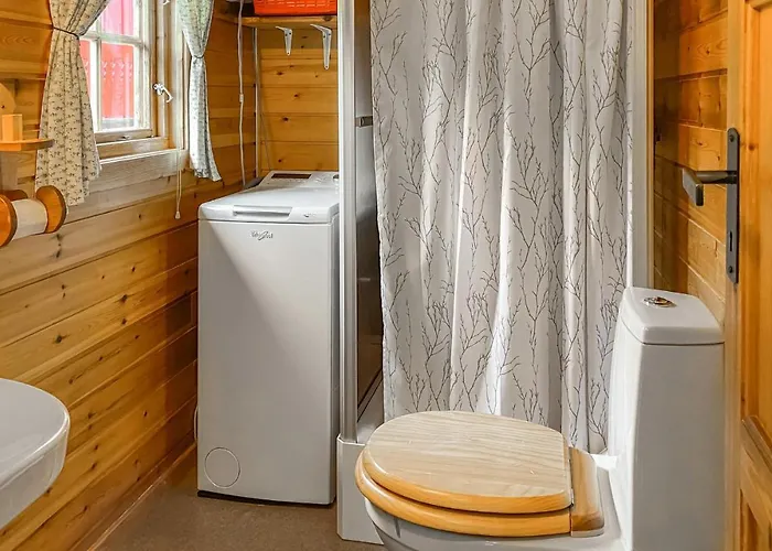 Beautiful In Tustna With Wifi *