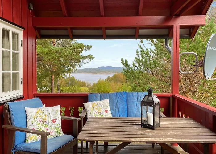 Beautiful In Tustna With Wifi Hébergement de vacances Gullstein