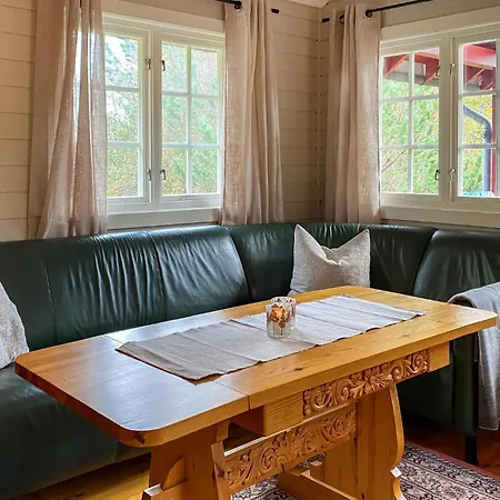 4 Bedroom Pet Friendly In Tustna